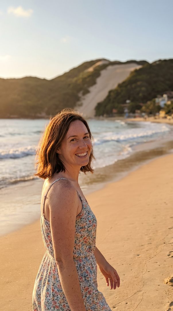 Juliana na Praia de Ponta Negra